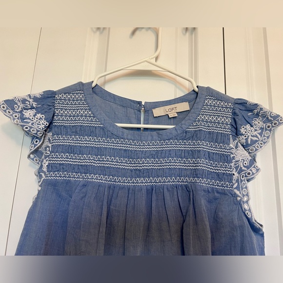 Loft sleeveless light blue top with embroidery front and cap sleeves. NWT - Picture 4 of 5